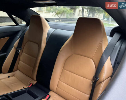 Белый Мерседес Е-Класс, объемом двигателя 2.2 л и пробегом 158 тыс. км за 13000 $, фото 59 на Automoto.ua