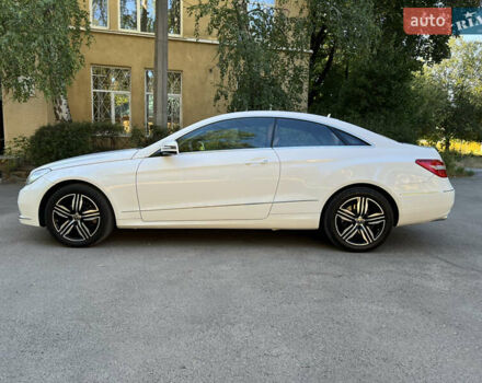 Білий Мерседес Е-Клас, об'ємом двигуна 2.2 л та пробігом 157 тис. км за 14500 $, фото 19 на Automoto.ua