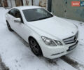 Белый Мерседес Е-Класс, объемом двигателя 2.2 л и пробегом 158 тыс. км за 13300 $, фото 10 на Automoto.ua