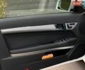 Белый Мерседес Е-Класс, объемом двигателя 1.8 л и пробегом 130 тыс. км за 15700 $, фото 33 на Automoto.ua