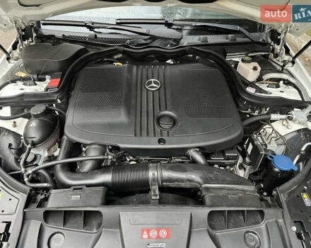 Белый Мерседес Е-Класс, объемом двигателя 2.2 л и пробегом 158 тыс. км за 13000 $, фото 29 на Automoto.ua