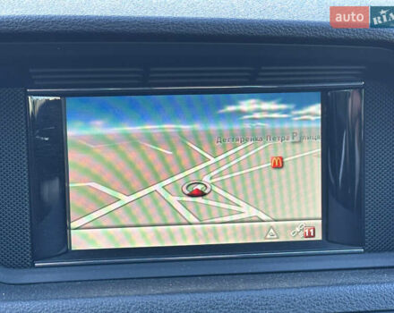 Белый Мерседес Е-Класс, объемом двигателя 1.8 л и пробегом 115 тыс. км за 15000 $, фото 27 на Automoto.ua