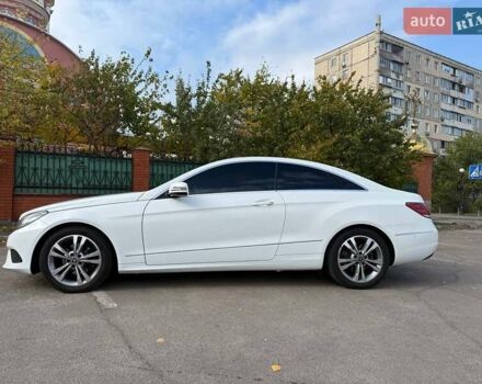 Білий Мерседес Е-Клас, об'ємом двигуна 2.14 л та пробігом 102 тис. км за 20000 $, фото 13 на Automoto.ua