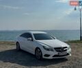 Белый Мерседес Е-Класс, объемом двигателя 2.2 л и пробегом 65 тыс. км за 20000 $, фото 4 на Automoto.ua