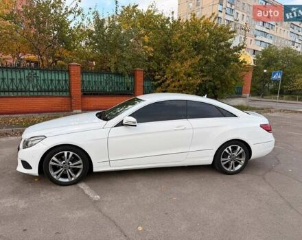 Білий Мерседес Е-Клас, об'ємом двигуна 2.14 л та пробігом 102 тис. км за 20000 $, фото 6 на Automoto.ua
