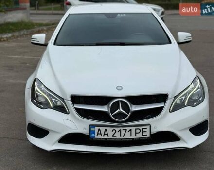 Білий Мерседес Е-Клас, об'ємом двигуна 2.14 л та пробігом 102 тис. км за 20000 $, фото 2 на Automoto.ua