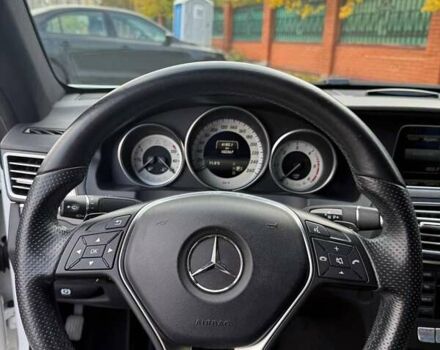 Білий Мерседес Е-Клас, об'ємом двигуна 2.14 л та пробігом 102 тис. км за 20000 $, фото 21 на Automoto.ua