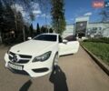 Белый Мерседес Е-Класс, объемом двигателя 2.14 л и пробегом 160 тыс. км за 16000 $, фото 1 на Automoto.ua
