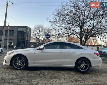 Белый Мерседес Е-Класс, объемом двигателя 3 л и пробегом 75 тыс. км за 21500 $, фото 28 на Automoto.ua