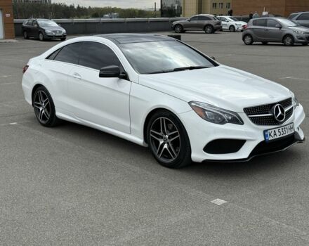 Белый Мерседес Е-Класс, объемом двигателя 3 л и пробегом 142 тыс. км за 20500 $, фото 2 на Automoto.ua