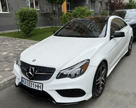 Белый Мерседес Е-Класс, объемом двигателя 3 л и пробегом 142 тыс. км за 20500 $, фото 1 на Automoto.ua