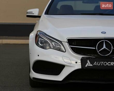 Білий Мерседес Е-Клас, об'ємом двигуна 3 л та пробігом 61 тис. км за 19900 $, фото 4 на Automoto.ua