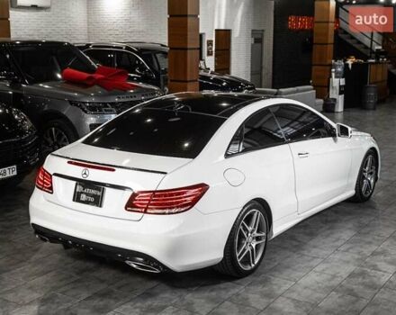 Белый Мерседес Е-Класс, объемом двигателя 3 л и пробегом 113 тыс. км за 27900 $, фото 58 на Automoto.ua