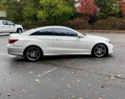 Белый Мерседес Е-Класс, объемом двигателя 3 л и пробегом 80 тыс. км за 12650 $, фото 7 на Automoto.ua