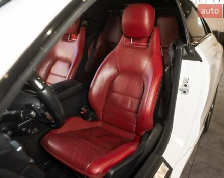 Белый Мерседес Е-Класс, объемом двигателя 3 л и пробегом 113 тыс. км за 27900 $, фото 32 на Automoto.ua