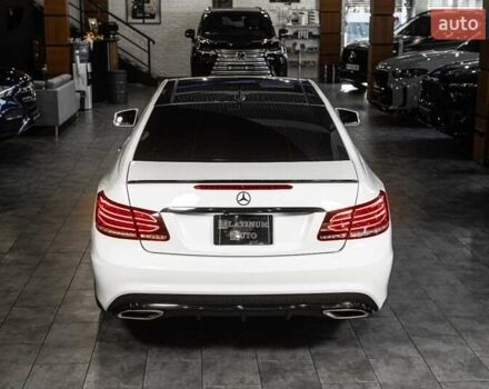 Белый Мерседес Е-Класс, объемом двигателя 3 л и пробегом 113 тыс. км за 27900 $, фото 29 на Automoto.ua