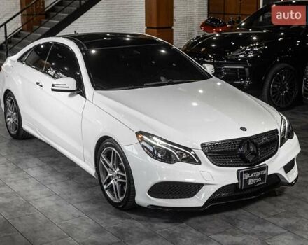 Белый Мерседес Е-Класс, объемом двигателя 3 л и пробегом 113 тыс. км за 27900 $, фото 65 на Automoto.ua