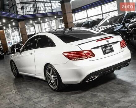 Белый Мерседес Е-Класс, объемом двигателя 3 л и пробегом 113 тыс. км за 27900 $, фото 41 на Automoto.ua