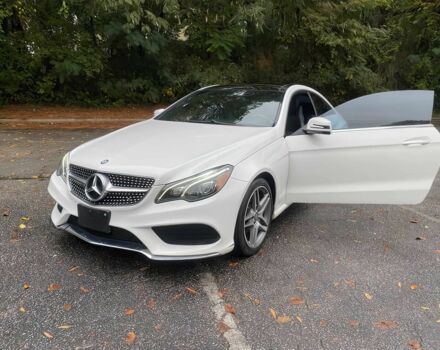 Белый Мерседес Е-Класс, объемом двигателя 3 л и пробегом 80 тыс. км за 12650 $, фото 2 на Automoto.ua