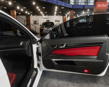 Белый Мерседес Е-Класс, объемом двигателя 3 л и пробегом 113 тыс. км за 27900 $, фото 63 на Automoto.ua