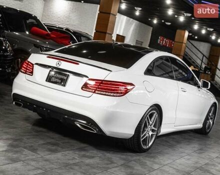 Белый Мерседес Е-Класс, объемом двигателя 3 л и пробегом 113 тыс. км за 27900 $, фото 37 на Automoto.ua
