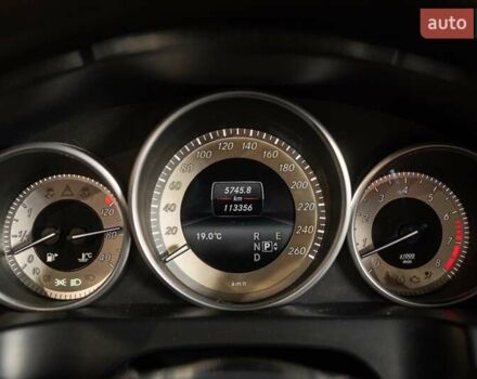 Белый Мерседес Е-Класс, объемом двигателя 3 л и пробегом 113 тыс. км за 27900 $, фото 51 на Automoto.ua