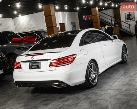 Белый Мерседес Е-Класс, объемом двигателя 3 л и пробегом 113 тыс. км за 27900 $, фото 57 на Automoto.ua