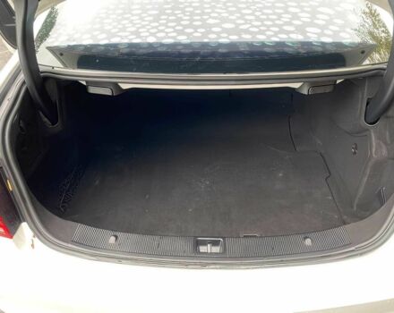 Белый Мерседес Е-Класс, объемом двигателя 3 л и пробегом 80 тыс. км за 12650 $, фото 16 на Automoto.ua