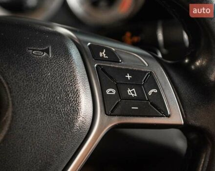 Белый Мерседес Е-Класс, объемом двигателя 3 л и пробегом 113 тыс. км за 27900 $, фото 52 на Automoto.ua