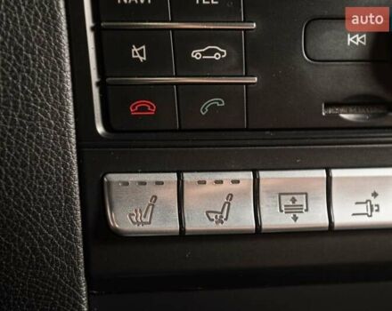 Белый Мерседес Е-Класс, объемом двигателя 3 л и пробегом 113 тыс. км за 27900 $, фото 43 на Automoto.ua