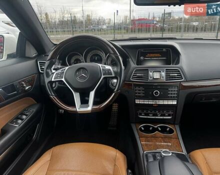 Білий Мерседес Е-Клас, об'ємом двигуна 3 л та пробігом 87 тис. км за 21900 $, фото 22 на Automoto.ua