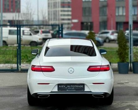 Белый Мерседес Е-Класс, объемом двигателя 3 л и пробегом 164 тыс. км за 31000 $, фото 8 на Automoto.ua