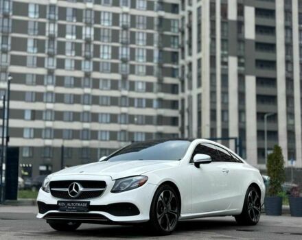 Белый Мерседес Е-Класс, объемом двигателя 3 л и пробегом 164 тыс. км за 31000 $, фото 6 на Automoto.ua