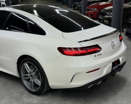 Белый Мерседес Е-Класс, объемом двигателя 3 л и пробегом 86 тыс. км за 32900 $, фото 13 на Automoto.ua