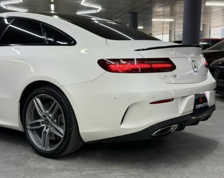 Белый Мерседес Е-Класс, объемом двигателя 3 л и пробегом 86 тыс. км за 32900 $, фото 15 на Automoto.ua