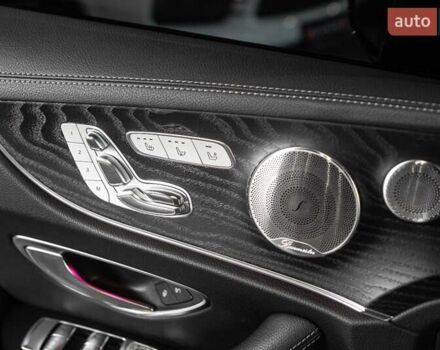 Мерседес Е-Класс 2017 в Одессе на Automoto.ua Белый Мерседес Е-Класс, объемом двигателя 2.99 л и пробегом 88 тыс. км за 39900 $, фото 51 на Automoto.ua