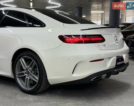 Белый Мерседес Е-Класс, объемом двигателя 3 л и пробегом 86 тыс. км за 32900 $, фото 12 на Automoto.ua