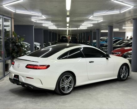 Белый Мерседес Е-Класс, объемом двигателя 3 л и пробегом 86 тыс. км за 32900 $, фото 8 на Automoto.ua