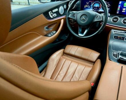 Белый Мерседес Е-Класс, объемом двигателя 3 л и пробегом 164 тыс. км за 31000 $, фото 15 на Automoto.ua