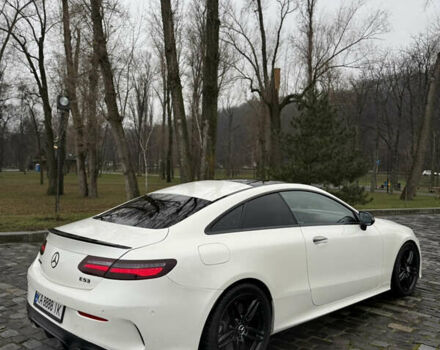 Белый Мерседес Е-Класс, объемом двигателя 2.99 л и пробегом 203 тыс. км за 34800 $, фото 7 на Automoto.ua