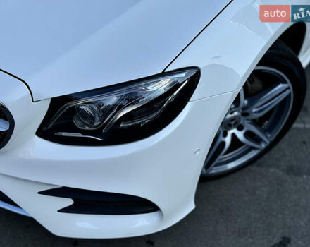 Белый Мерседес Е-Класс, объемом двигателя 2 л и пробегом 64 тыс. км за 40500 $, фото 9 на Automoto.ua