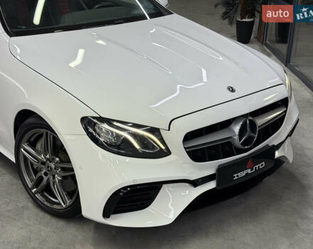 Білий Мерседес Е-Клас, об'ємом двигуна 3 л та пробігом 51 тис. км за 47500 $, фото 2 на Automoto.ua