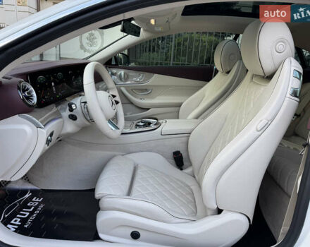 Белый Мерседес Е-Класс, объемом двигателя 3 л и пробегом 21 тыс. км за 74500 $, фото 27 на Automoto.ua