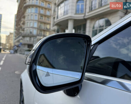 Белый Мерседес Е-Класс, объемом двигателя 3 л и пробегом 21 тыс. км за 74500 $, фото 18 на Automoto.ua