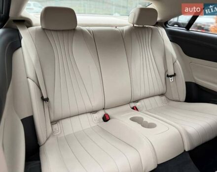 Білий Мерседес Е-Клас, об'ємом двигуна 3 л та пробігом 74 тис. км за 59999 $, фото 37 на Automoto.ua