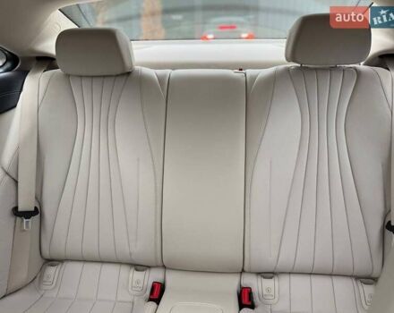 Білий Мерседес Е-Клас, об'ємом двигуна 3 л та пробігом 74 тис. км за 59999 $, фото 36 на Automoto.ua