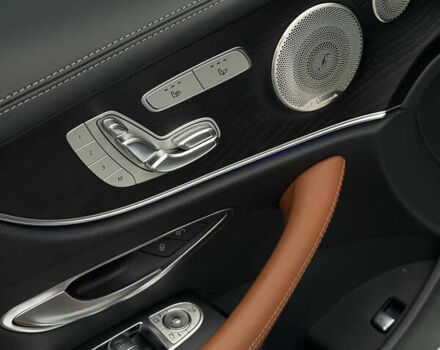 Белый Мерседес Е-Класс, объемом двигателя 3 л и пробегом 68 тыс. км за 73900 $, фото 11 на Automoto.ua