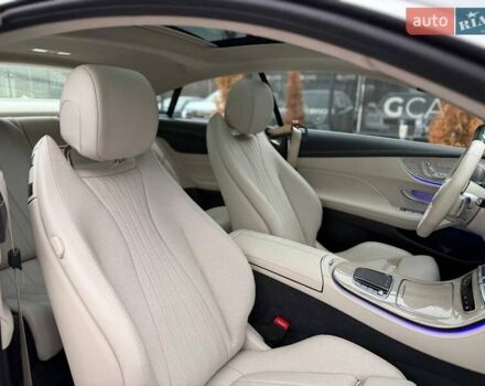 Білий Мерседес Е-Клас, об'ємом двигуна 3 л та пробігом 74 тис. км за 59999 $, фото 35 на Automoto.ua