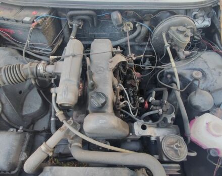 Белый Мерседес Е-Класс, объемом двигателя 2.4 л и пробегом 535 тыс. км за 2150 $, фото 7 на Automoto.ua