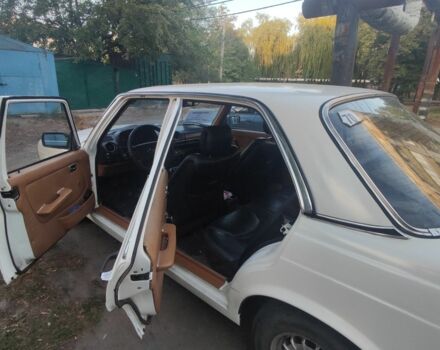 Белый Мерседес Е-Класс, объемом двигателя 2.4 л и пробегом 535 тыс. км за 2150 $, фото 4 на Automoto.ua